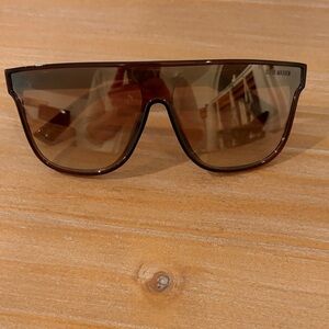 Steve Madden Brown Sunglasses